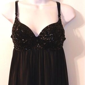 Kitty Black sequins red carpet gown